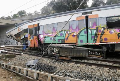 El jutjat de Vilafranca demana a Adif i Renfe informes sobre el manteniment de les vies a Gelida. ACN
